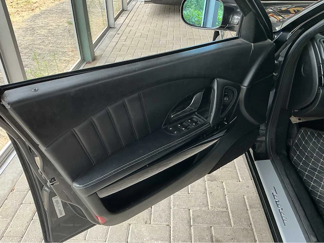 Maserati quattroporte sport gt 4.2 v8 – 2007 | italiaanse luxe & 400 pk |btw auto - afbeelding 28 van  34