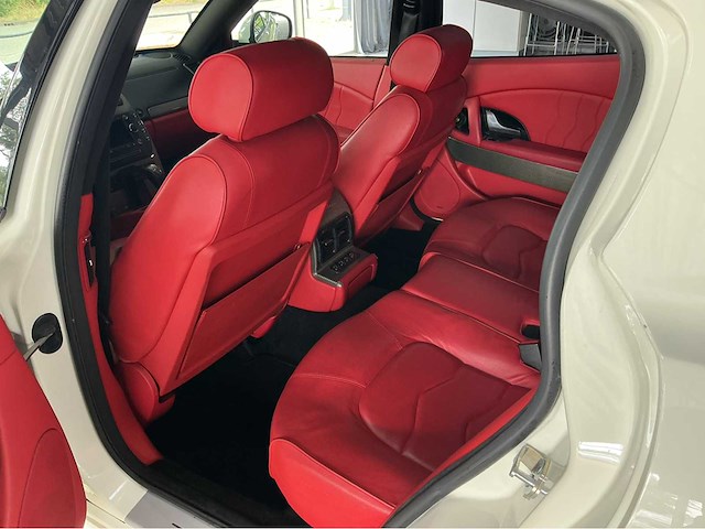 Maserati quattroporte sport gts | 4.7 v8 | 2010 | youngtimer | 440 pk | sport gt s | carbon | btw auto - afbeelding 15 van  35
