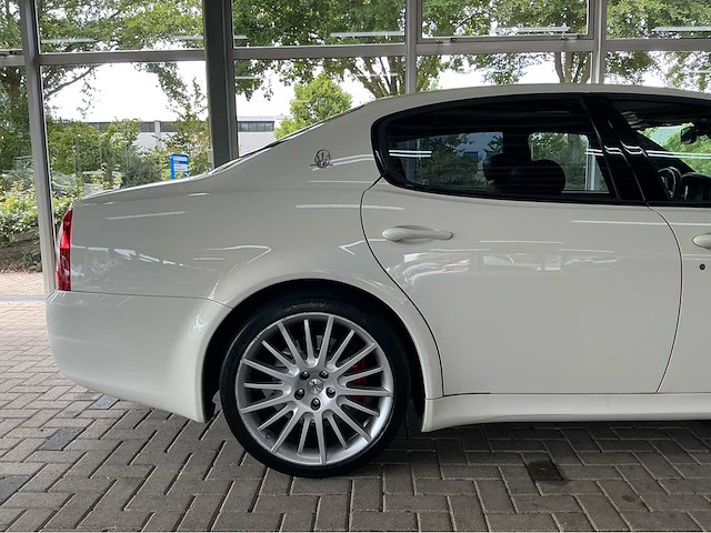 Maserati quattroporte sport gts | 4.7 v8 | 2010 | youngtimer | 440 pk | sport gt s | carbon | btw auto - afbeelding 35 van  35