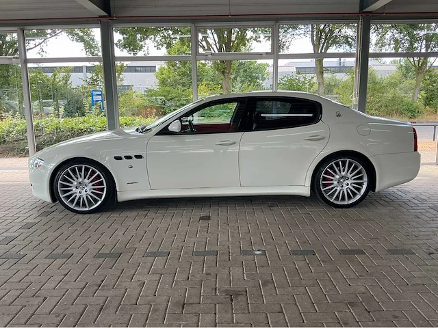 Maserati quattroporte sport gts | 4.7 v8 | 2010 | youngtimer | 440 pk | sport gt s | carbon | btw auto - afbeelding 2 van  34