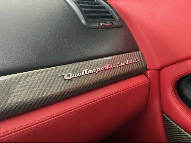 Maserati quattroporte sport gts | 4.7 v8 | 2010 | youngtimer | 440 pk | sport gt s | carbon | btw auto - afbeelding 20 van  34
