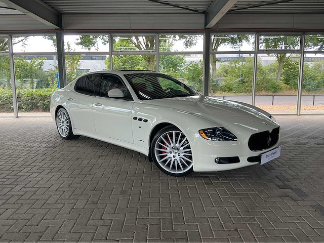 Maserati quattroporte sport gts | 4.7 v8 | 2010 | youngtimer | 440 pk | sport gt s | carbon | btw auto - afbeelding 3 van  3