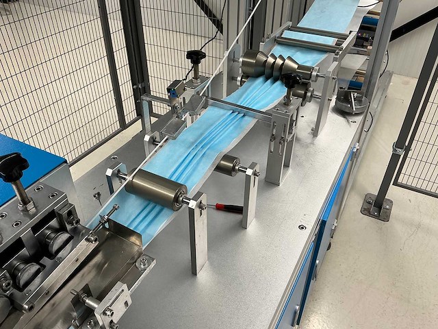 Mask machine - 2020 - mm-a-k-1003 - mondkapjes productielijn - afbeelding 25 van  30