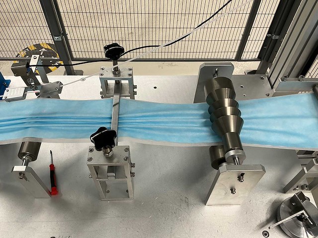Mask machine - 2020 - mm-a-k-1003 - mondkapjes productielijn - afbeelding 26 van  30