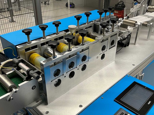 Mask machine - 2020 - mm-a-k-1003 - mondkapjes productielijn - afbeelding 24 van  32