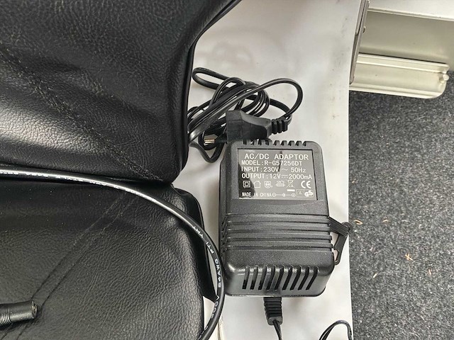 Massage cushion massagestoel rug/zit kussen afstandsbediening 12volt/220volt - afbeelding 7 van  7