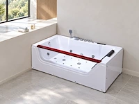 Massagebad / whirlpool, met venster, wit