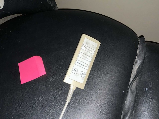 Massagestoel / behandelstoel (2x) - afbeelding 2 van  3