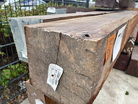 Massaranduba constructiebalken fijnbezaagd, 250x250mm, lengte 1010cm - afbeelding 3 van  3