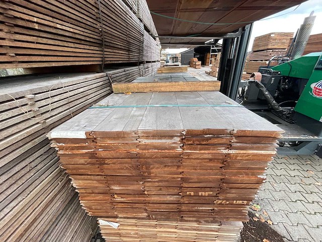 Massaranduba damwand-/ paardenbox profiel 2000x145x28mm (85x) - afbeelding 1 van  2