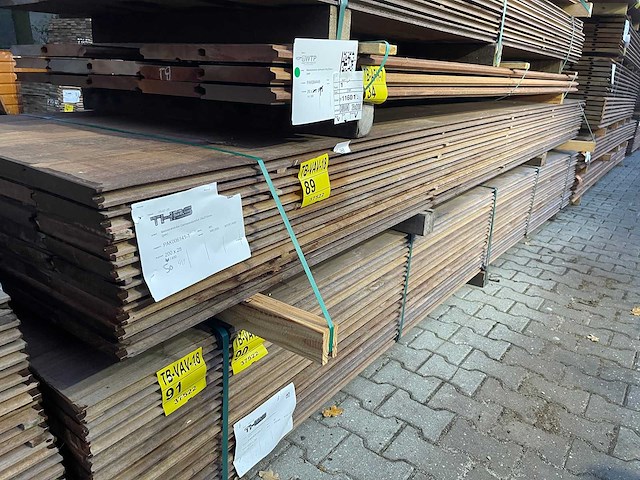 Massaranduba damwand-/ paardenboxprofiel 4000x200x28mm (40x) - afbeelding 4 van  4