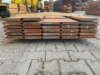 Massaranduba damwand-/ paardenboxprofiel 5000x195x28mm (75x) - afbeelding 3 van  4