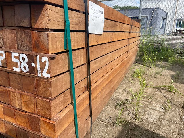Massaranduba palen fijnbezaagd 3050x60x60mm (67x) - afbeelding 2 van  4
