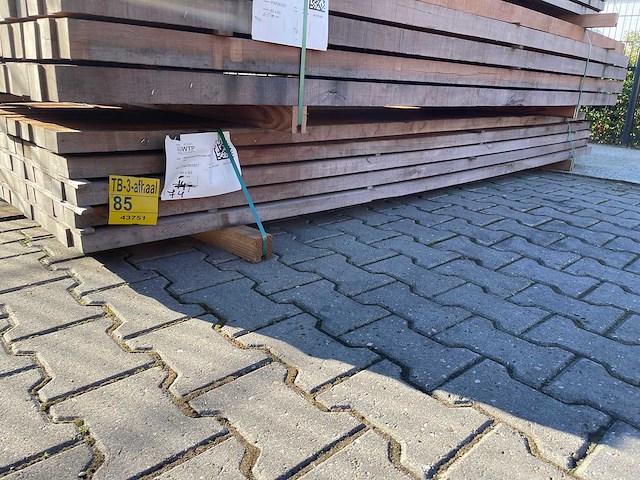 Massaranduba regels fijnbezaagd 3000x60x40mm (74x) - afbeelding 4 van  4