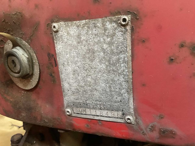 Massey ferguson - - vintage tractor - afbeelding 9 van  9