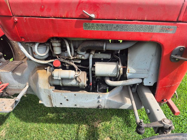 Massey ferguson - 1963 - 25 - oldtimer tractor - afbeelding 11 van  11