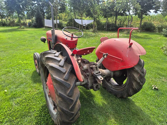 Massey ferguson - 1963 - 25 - oldtimer tractor - afbeelding 3 van  13