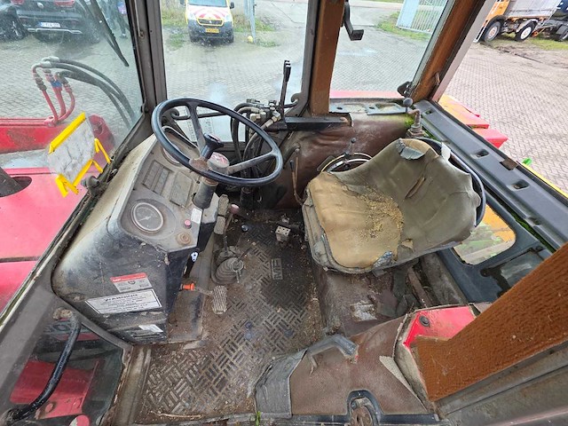 Massey ferguson - 2000 - mf690-4wd - tractor - afbeelding 10 van  20