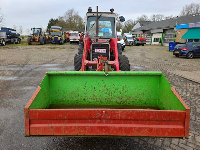 Massey ferguson - 2000 - mf690-4wd - tractor - afbeelding 18 van  20