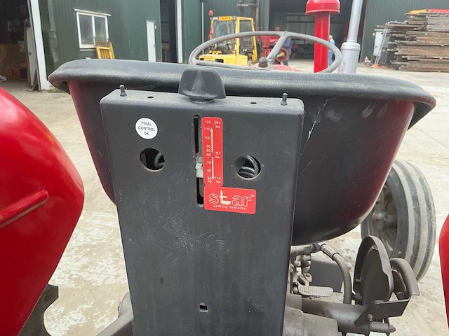 Massey ferguson - 35 - tweewielaangedreven landbouwtractor - afbeelding 5 van  34
