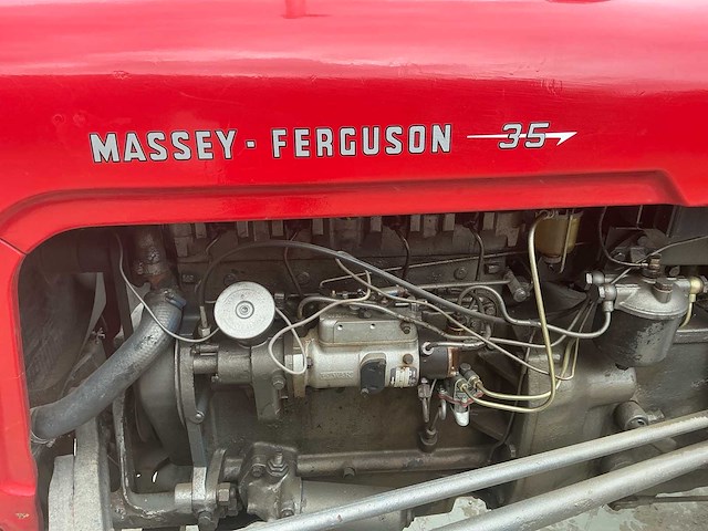 Massey ferguson - 35 - tweewielaangedreven landbouwtractor - afbeelding 14 van  34