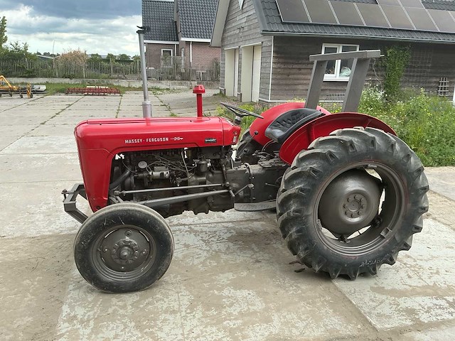 Massey ferguson - 35 - tweewielaangedreven landbouwtractor - afbeelding 23 van  34