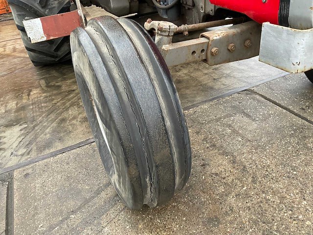 Massey ferguson - mf 1155 - 2-wheel drive tractor - 1972 - afbeelding 16 van  24