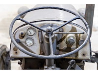 Massey ferguson - tef 20 - vintage tractor - afbeelding 10 van  11