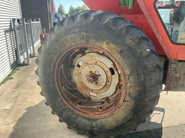 Massey ferguson 1155 oldtimer tractor - afbeelding 7 van  29