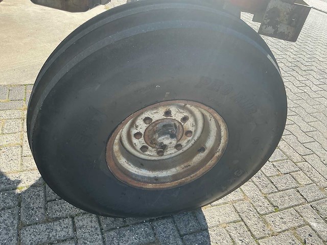 Massey ferguson 1155 oldtimer tractor - afbeelding 8 van  29