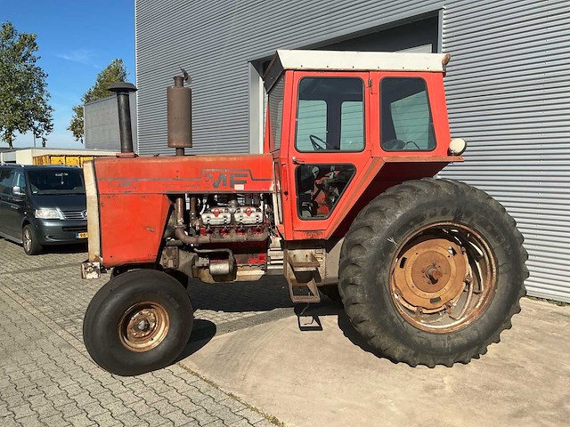 Massey ferguson 1155 oldtimer tractor - afbeelding 25 van  29