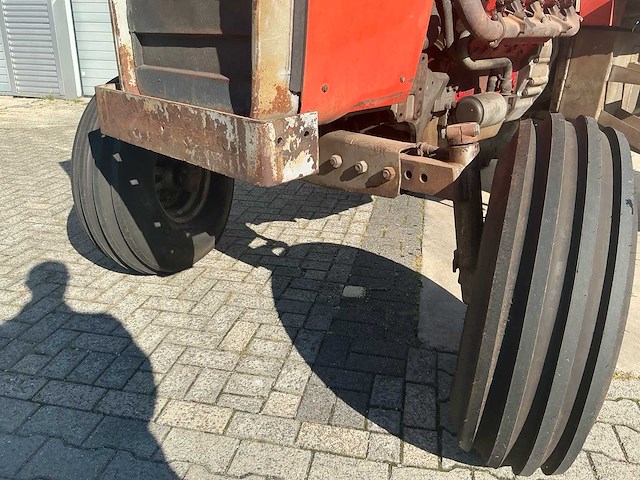 Massey ferguson 1155 oldtimer tractor - afbeelding 27 van  29