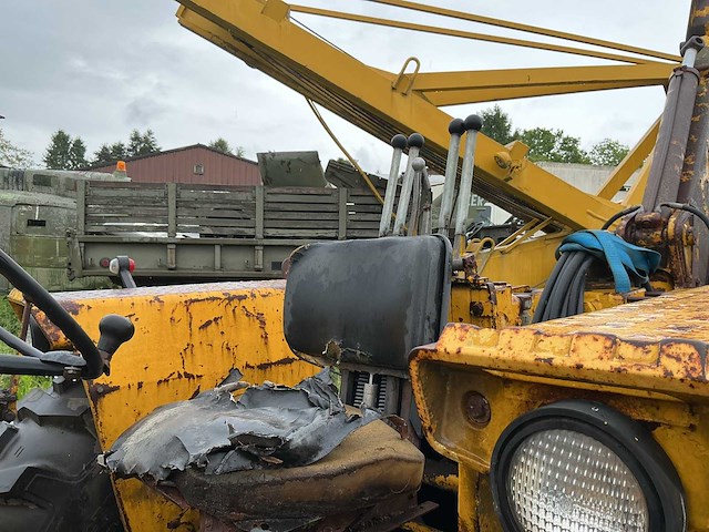 Massey ferguson 203 backhoe tractor - afbeelding 7 van  10