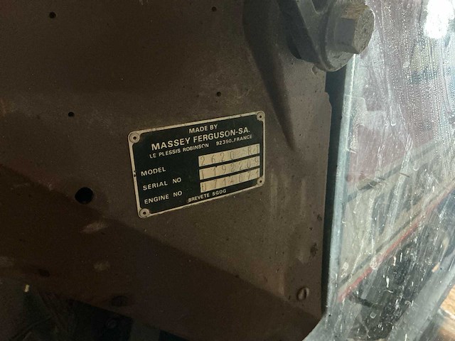 Massey ferguson 2620 vierwielaangedreven landbouwtractor - afbeelding 22 van  29