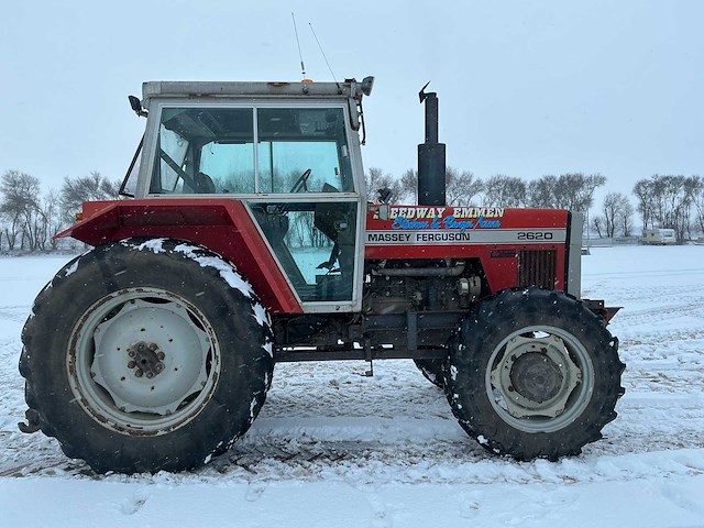 Massey ferguson 2620 vierwielaangedreven landbouwtractor - afbeelding 24 van  29