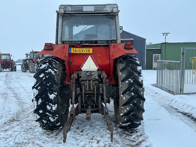 Massey ferguson 2620 vierwielaangedreven landbouwtractor - afbeelding 27 van  29