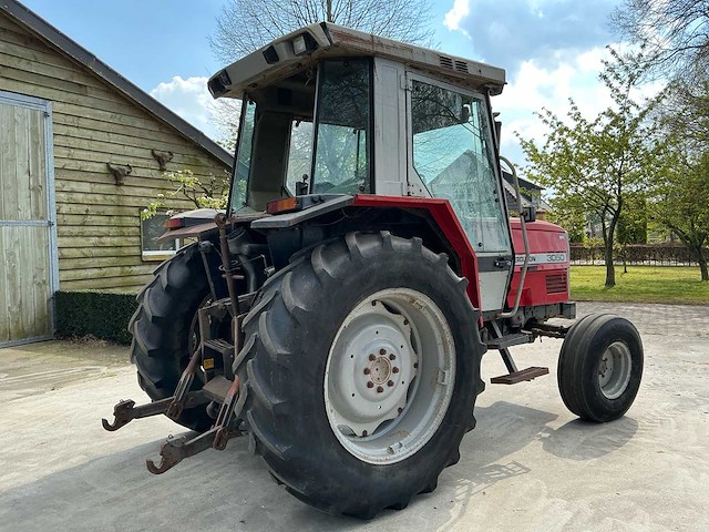 Massey-ferguson 3050 tweewielaangedreven landbouwtractor - afbeelding 5 van  7