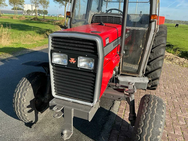 Massey ferguson 360t tweewielaangedreven landbouwtractor - afbeelding 11 van  30