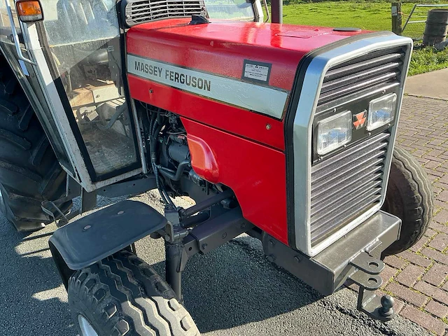 Massey ferguson 360t tweewielaangedreven landbouwtractor - afbeelding 13 van  30