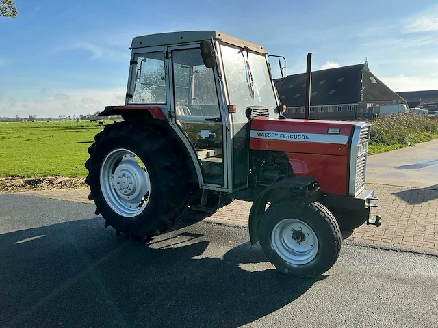 Massey ferguson 360t tweewielaangedreven landbouwtractor - afbeelding 26 van  30