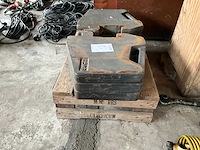 Massey ferguson 45 kg frontgewicht (6x) - afbeelding 3 van  4