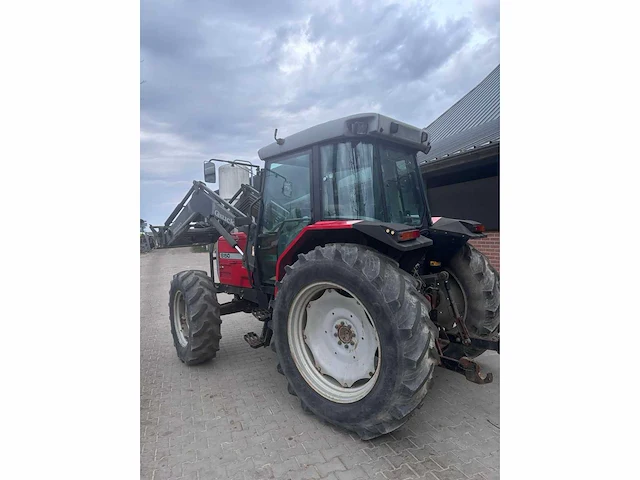 Massey ferguson 6150 tractor - afbeelding 7 van  11