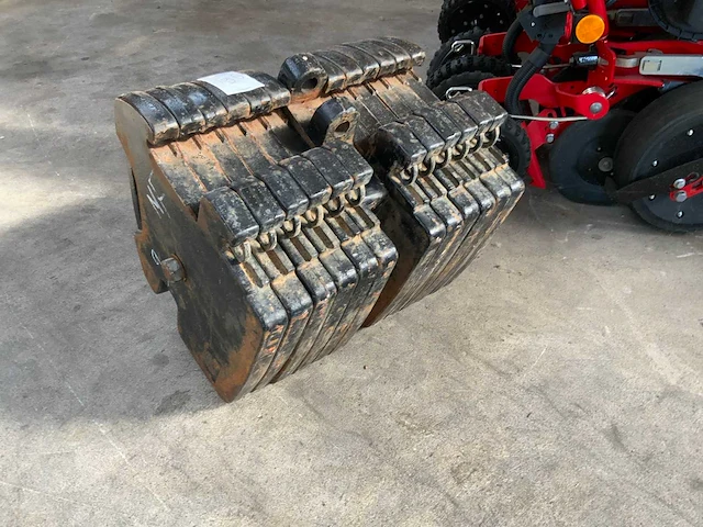 Massey ferguson agco frontgewichten - afbeelding 1 van  7