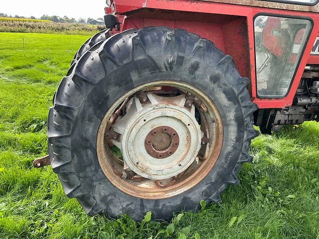 Massey ferguson mf 590 tweewielaangedreven landbouwtractor - afbeelding 18 van  20