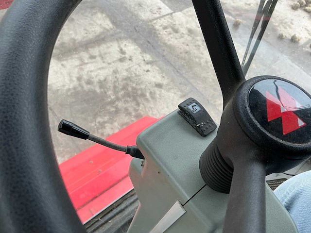 Massey ferguson mf30 maaidorser - afbeelding 44 van  62