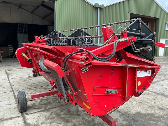 Massey ferguson mf30 maaidorser - afbeelding 6 van  28
