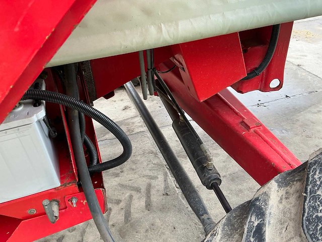 Massey ferguson mf30 maaidorser - afbeelding 21 van  28