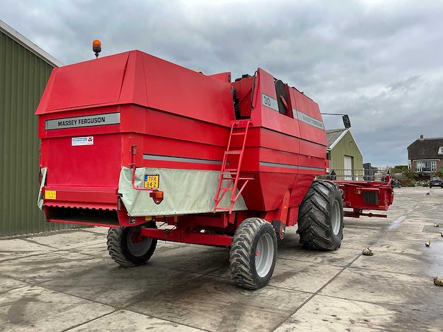 Massey ferguson mf30 maaidorser - afbeelding 26 van  28