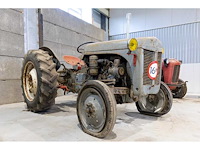 Massey ferguson p3 oldtimer tractor - afbeelding 1 van  8
