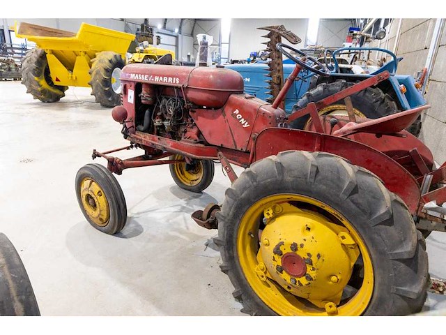 Massey harris - pony - vintage tractor - afbeelding 8 van  11